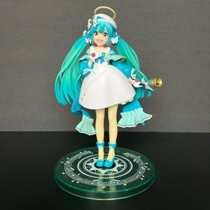 Winter Ver. Miku Figure